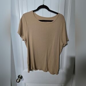 Time and Tru Tan Short Sleeve Tee